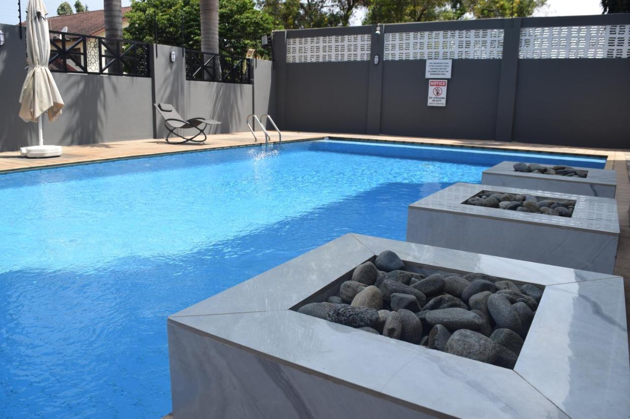 الشقق الفندقية أكرافي  The Pool Labone المظهر الخارجي الصورة